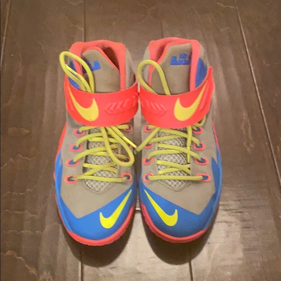Nike Zoom Soldier VIII
